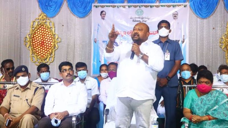 minister gangula kamalakar sensation comments on eetela rajender akp