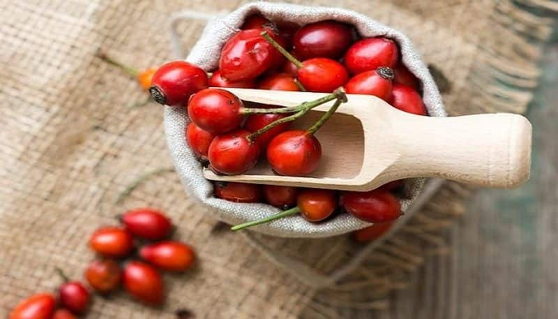 rose hips or rose berries, and their health benefits - bsb