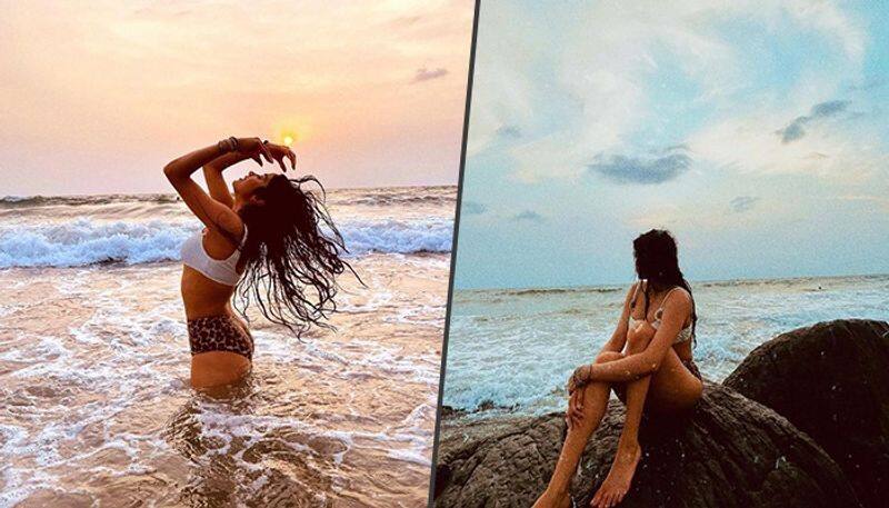 Janhvi Kapoor ups the hotness in Bikini