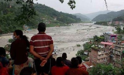 ঘূর্ণাবর্তের জের, অতিভারী বর্ষণের সর্তকতা উত্তরবঙ্গে,  বৃষ্টি বাড়বে দক্ষিণবঙ্গেও