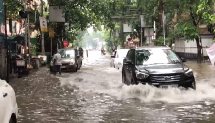 ঠনঠনিয়া থেকে দমদম, একটানা বৃষ্টিতে জলমগ্ন শহর কলকাতা