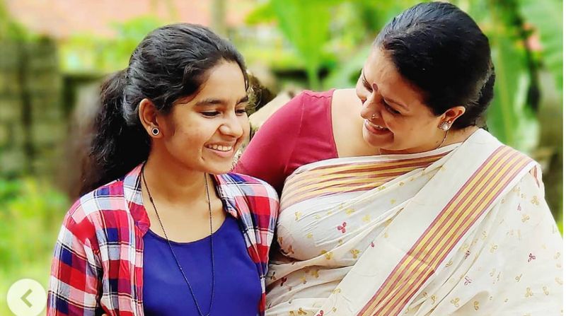 actress sabita wishes lekshmi unnikrishnan