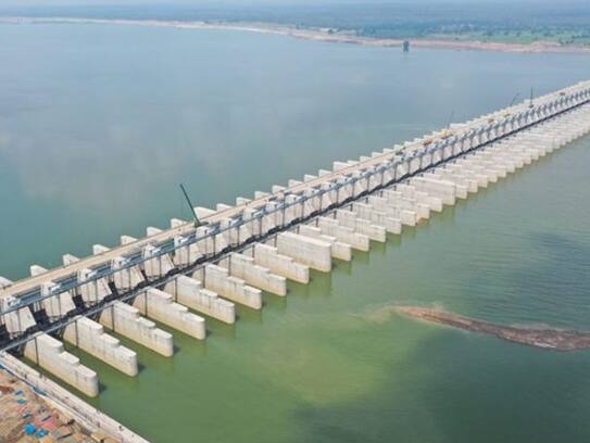 kaleswaram enc response on Medigadda barrage pillars sinking ksp