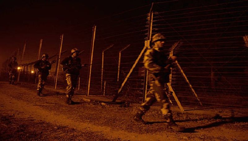 Pakistani Teenager Runs Away from Home Crosses Border to India After Argument With Family pod