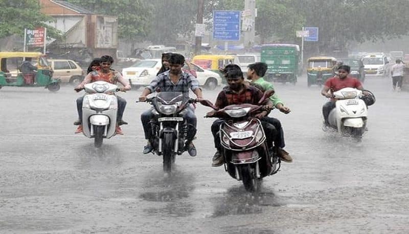 monsoon driving tips for you : monsoon bike riding tips bike ridin in monsoon how to stay safe riding a motorcycle