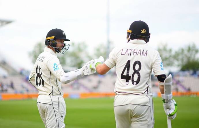 IND vs NZ 1st Test Day 2: न्यूजीलैंड की दमदार शुरुआत, 5 साल बाद विदेश ओपनर्स ने भारत में की शतकीय साझेदारी