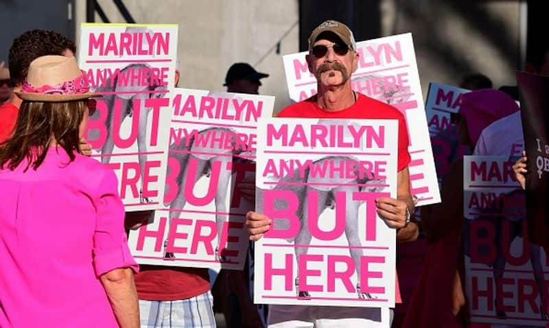 Marilyn Monroe statue Palm Springs faces widespread criticism