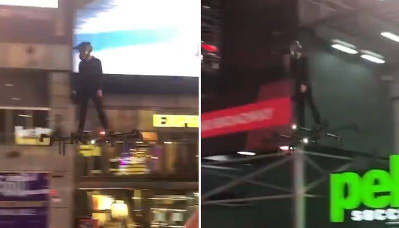 Man flies hoverboard at New York's Times Square, leaves netizens amazed-tgy