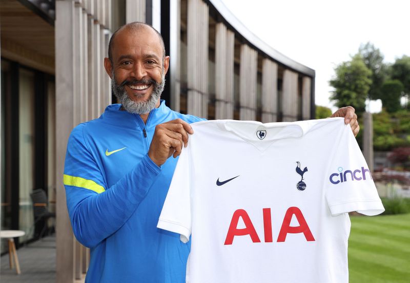 Tottenham Hotspur sacks Nuno Espirito Santo as head coach, Antonio Conte in advanced talks to replace him-ayh