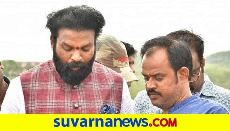 Rajanna Arrest Minister Sriramulu Private PAs Under CCB Scanner mah