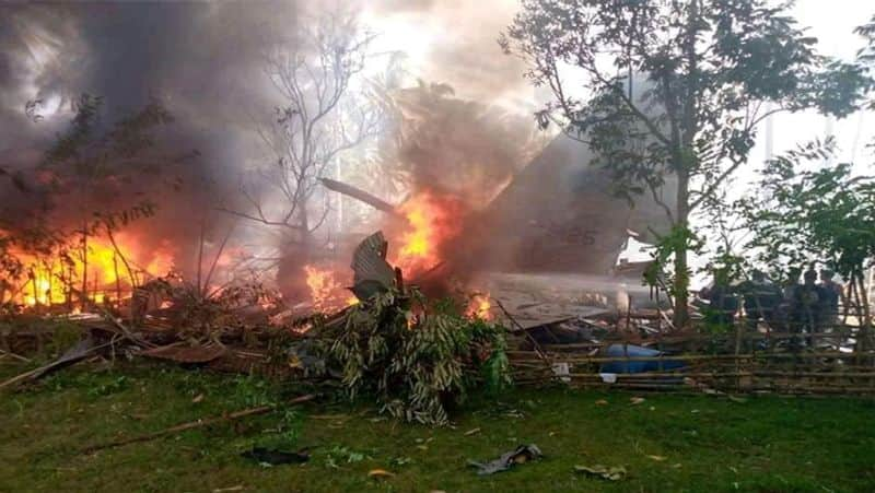 Philippine military plane crashes..17 dead, 40 rescued