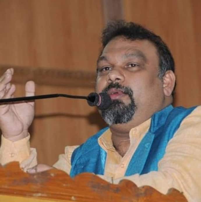 ఈ ప్రమాదం జరిగిన వెంటనే కత్తి మహేష్ ని నెల్లూరు మెడికేర్ హాస్పిటల్ లో చేర్చడం జరిగింది. ఈ ప్రమాదంలో కత్తి మహేష్ తలకి బలమైన గాయాలు అయ్యాయి. ఈ ప్రమాదంలో కత్తి మహేష్ తలకుకి బలమైన గాయాలు అయ్యాయి.