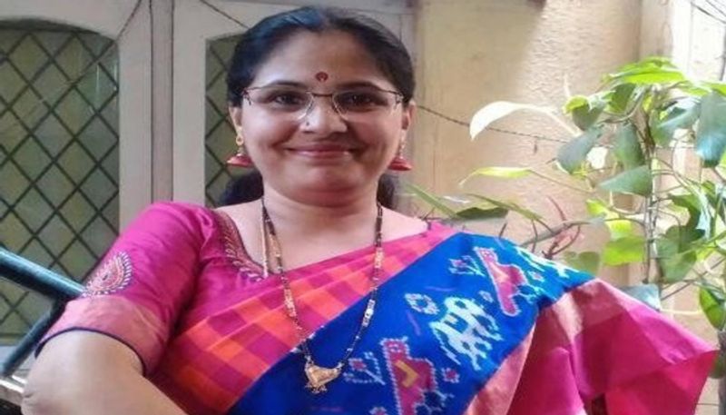 Dr Uma Sharma  translates Kannada poem into Telugu