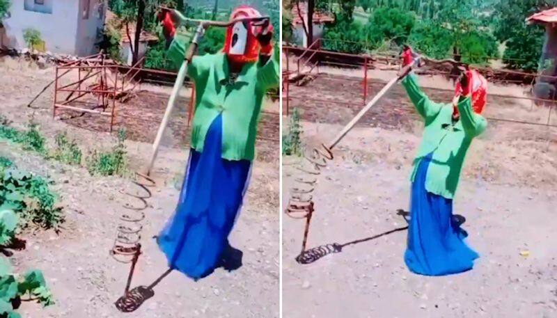 Horrifying scarecrow leaves internet scared; watch the video-tgy