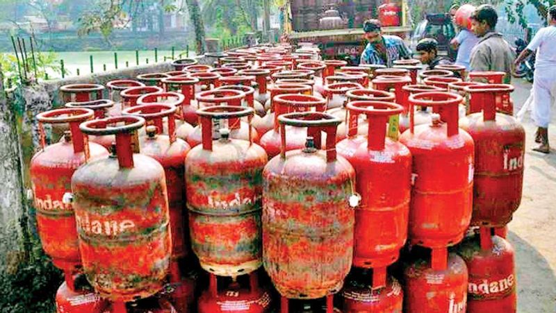 LPG Price Hike Commercial gas cylinder price increases by Rs 105 pod