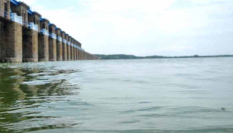 Heavy Flood Water In Twin Reservoirs Of Osman And Himayat Sagar lns