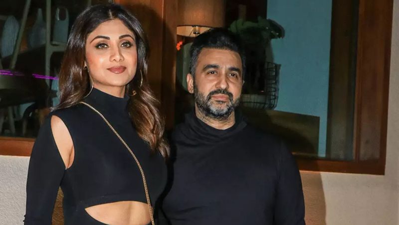 Raj Kundra Porn films case Mumbai Police reached actor Shilpa Shetty home in Juhu likely to question ckm