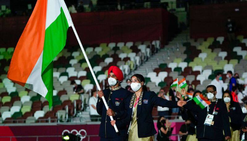 Indian athletes team in Olympics Opening Ceremony pics CRA