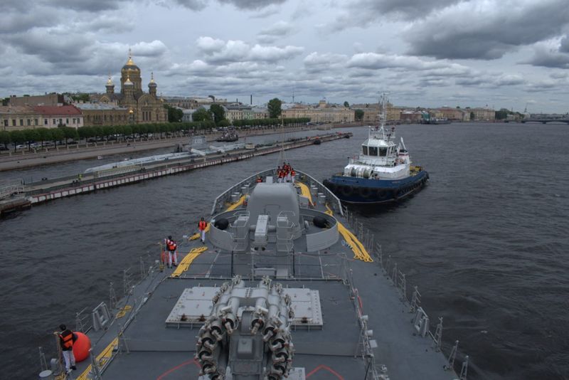 Indian warship Tabar to take part in Russia's Navy Day celebration-dnm