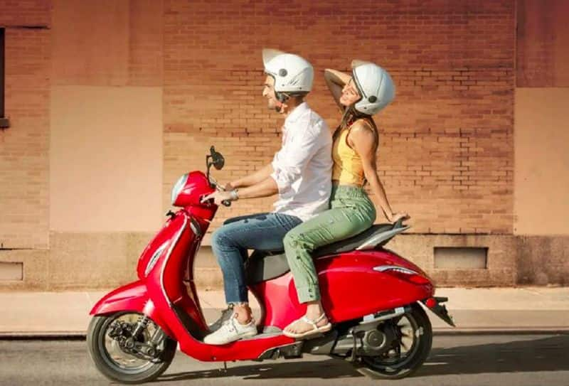 bajaj auto reopens bookings of chetak electric scooter in 3 citiescheck price in india 2021