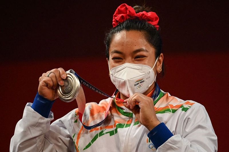 tokyo 2020: This medal dedicated to my country, mirabai chanu emotional tweet CRA