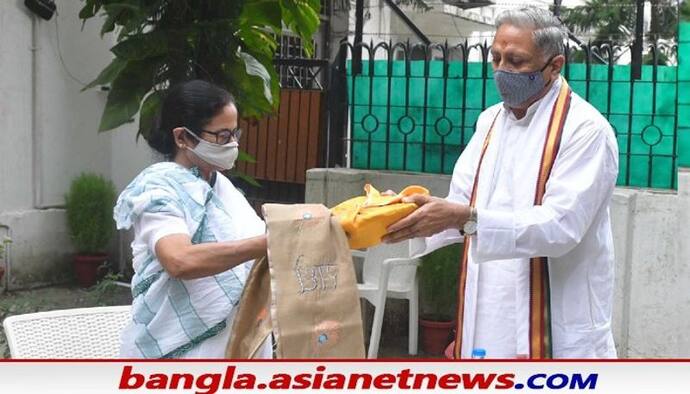 মমতার সঙ্গে দেখা করলেন বিনীত নারায়ণ, হাওয়ালাকাণ্ডে তাঁর নিশানায় রাজ্যপাল জগদীপ ধনখড়