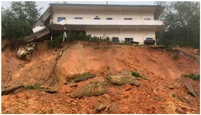 Munnar Govt College buildings demolishing