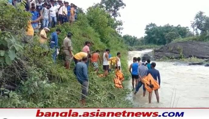 Rescue: ৭২ ঘন্টা পর পুরুলিয়ার নদীতে হড়পা বানে ভেসে যাওয়া বাইক আরোহীর দেহ উদ্ধার