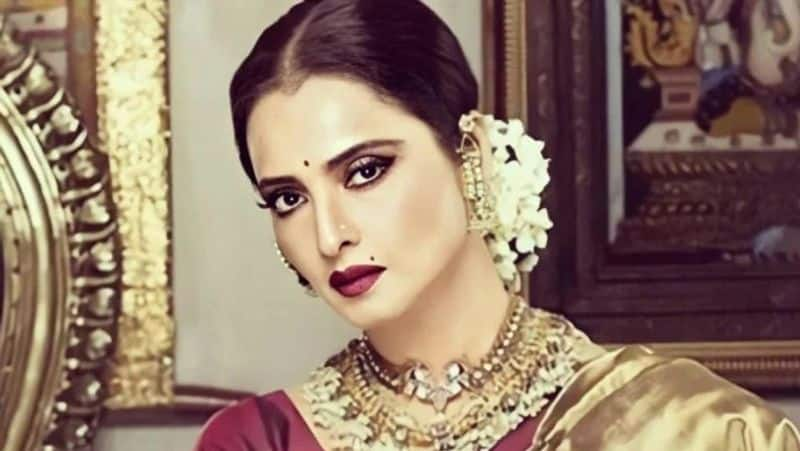 Rekha latest video on 'LOVE' and 'SACRIFICE' reminds us of Bollywood's famous love triangle RCB