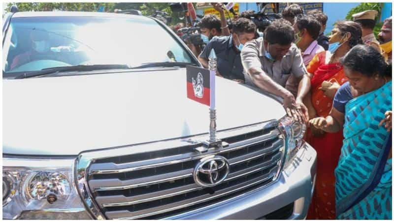 Sasikala permission devar pooja