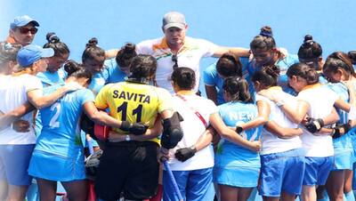 खूब लड़ी मर्दानीः देश कह रहा- Proud Of You, देखें Indian Women's Hockey team की दिल को छूने वाली 10 तस्वीरें