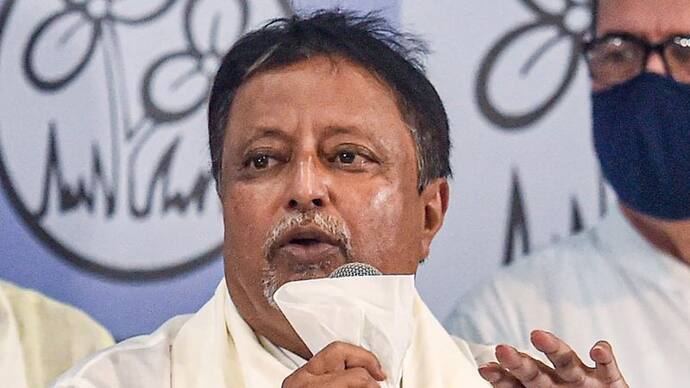 Mukul Roy: 'তৃণমূলের' জয় বলতে গিয়ে মুকুলের মুখ ফসকে বেরোল 'বিজেপি', চরম অস্বস্তিতে অনুব্রত