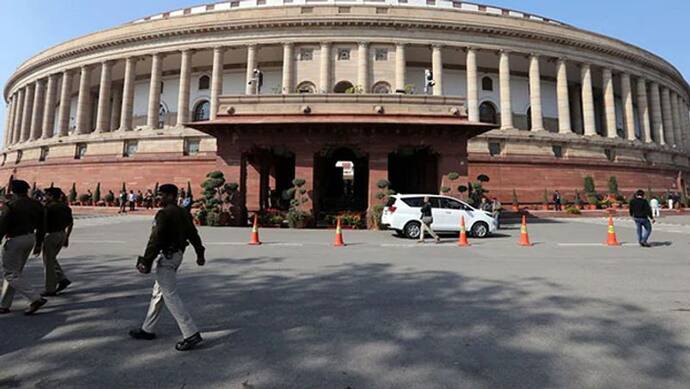 Monsoon Session: लोकसभा में पेश हुआ OBC रिजर्वेशन से जुड़ा बिल; जाट-मराठा व लिंगायत समुदाय को मिल सकेगा लाभ