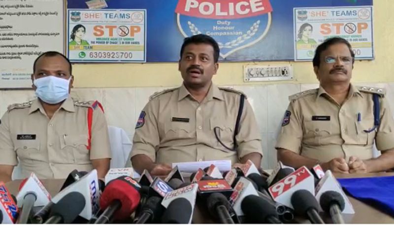 peddapalli police unveiled old woman murder mystery ksp