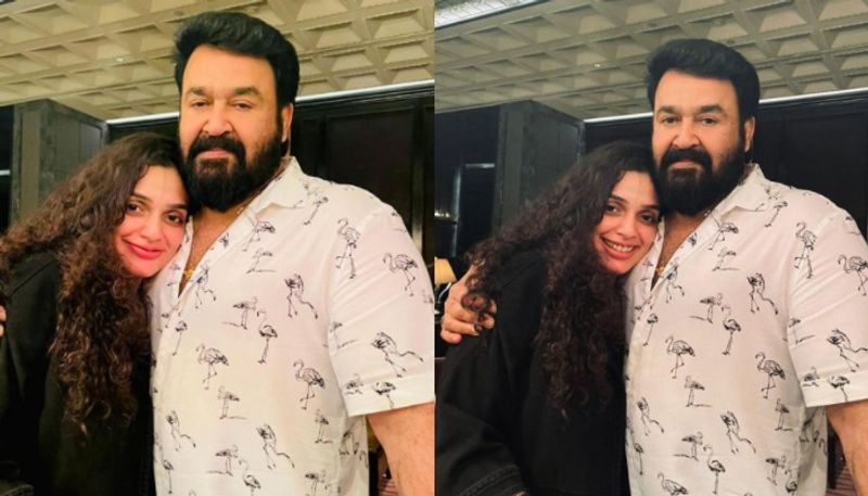 artist ann augustine share photos with mohanlal