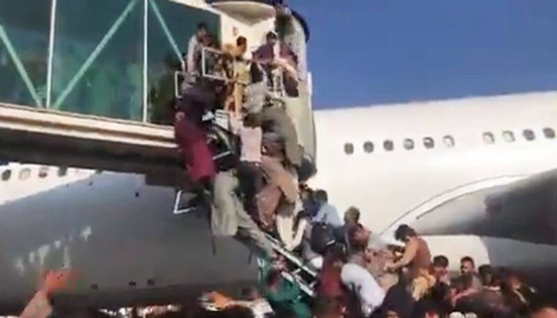 Afghan conflict: Heart wrenching viral video shows panic, desperation among people to leave country-dnm