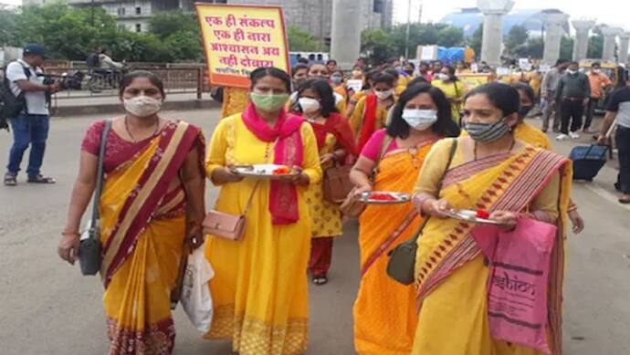 4 दिन पहले ही CM शिवराज को राखी बांधने पहुंची हजारों बहनें, गिफ्ट ऐसा मांगा कि तैनात हो गई पुलिस