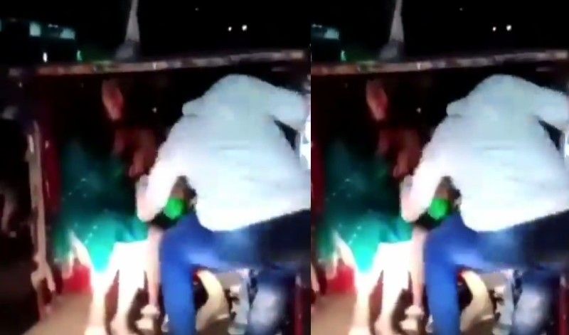 viral video of molesting woman in pakistan street spaks anger in social media