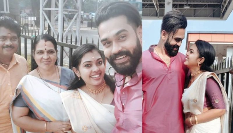 Sharing Onam celebration pictures Actress Mridula and actress Yuva