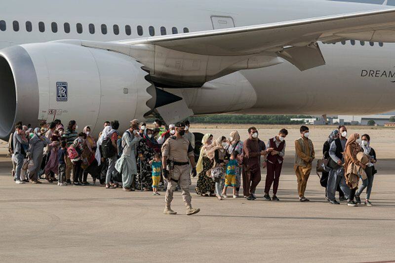 UK unsure of extending Kabul evacuations deadline says extension unlikely-dnm