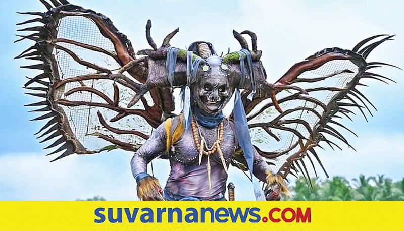 Ravi katapadi wear Dark alight costume this Krishnashtami snr