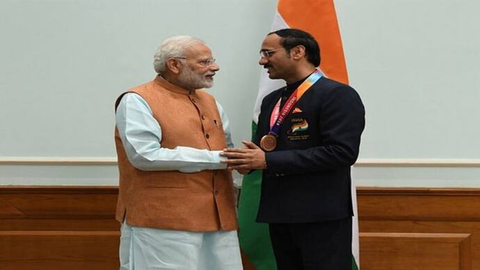 Tokyo Paralympics 2020: पीएम मोदी ने दी सिंहराज अधाना को कांस्य पदक जीतने पर बधाई, ट्वीट कर लिखी ये बात