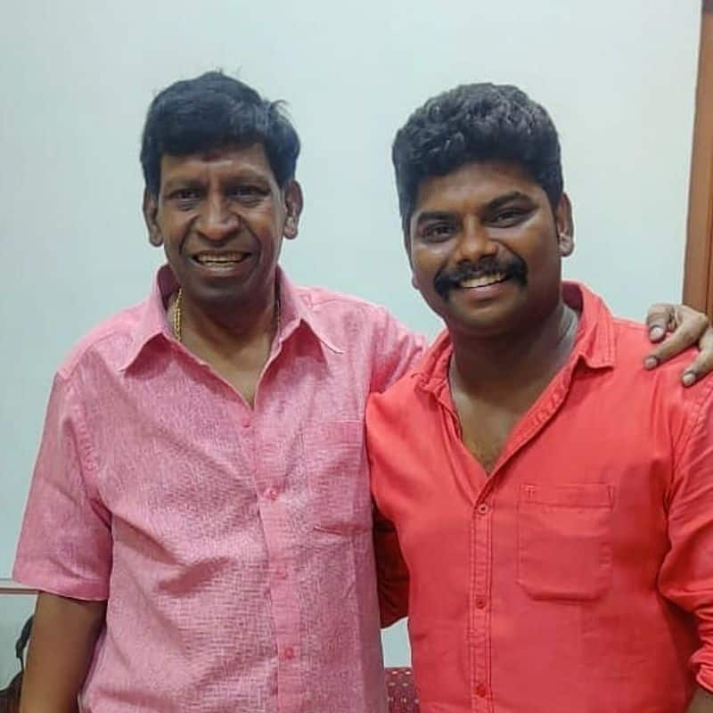 actor vadivelu birthday celebrating shooting spot viral photo