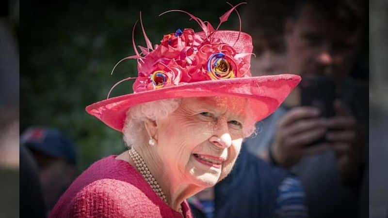 queen elizabeth under medical observation at Balmoral; Prince Charles Rushing to Kensington Palace