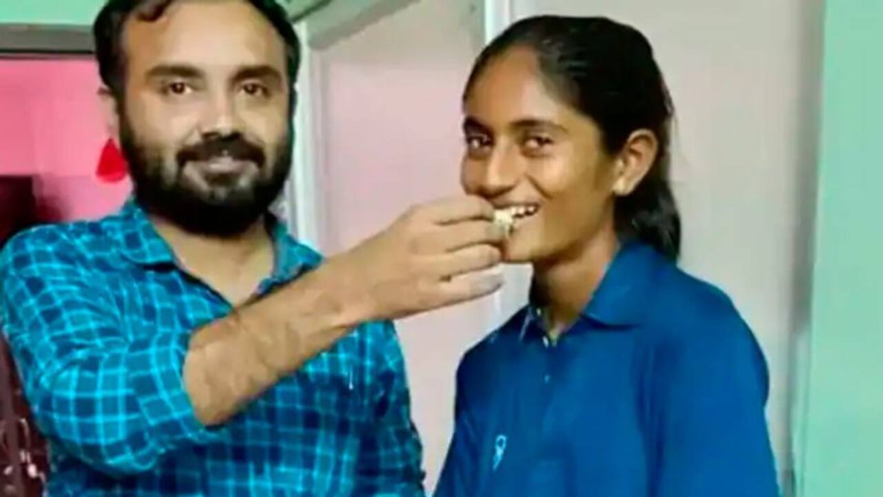 खेतों में काम करने वाली मुस्लिम लड़की ने रचा इतिहास, बकरियां चराने वाली अनीसा बानो बनी कमाल की क्रिकेटर