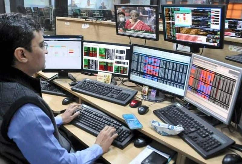 Ahead of the Union Budget 2023 Sensex adds 400 points Nifty around 17,800