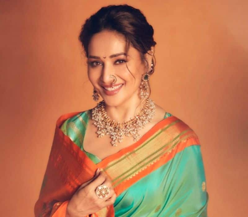 Madhuri in Maharashtra saree: Looks simple, the price is very expensive