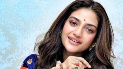 Nusrat Jahan : মা ও বাবার মধ্যে কাকে বেশি চায় ঈশান, সংসারের খুঁটিনাটি ফাঁস করলেন নুসরত