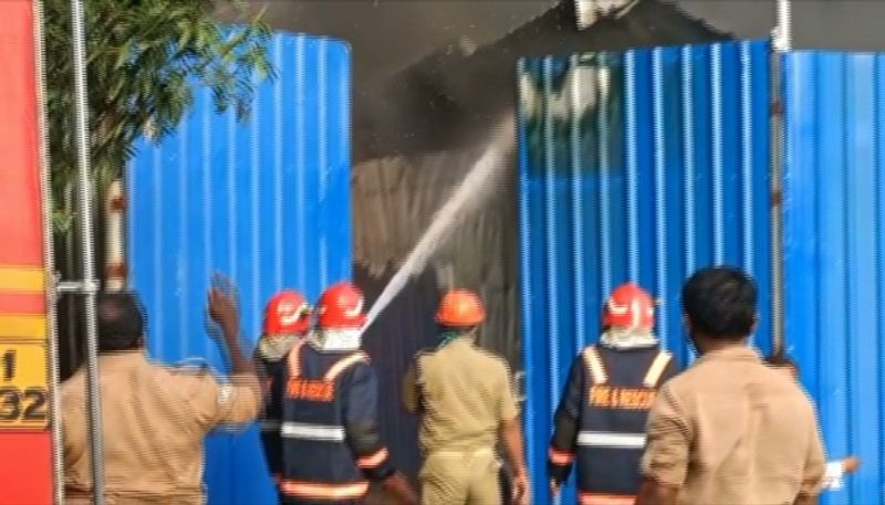 Fire Department Employee Killed While Extinguishing Fire at Kalaburagi grg