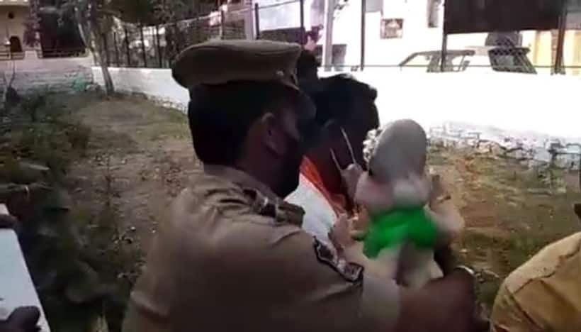 పాతబస్తీలో ఉద్రిక్తత... ఆదిదేవుడు గణపతినే అరెస్ట్ చేసిన పోలీసులు (వీడియో)